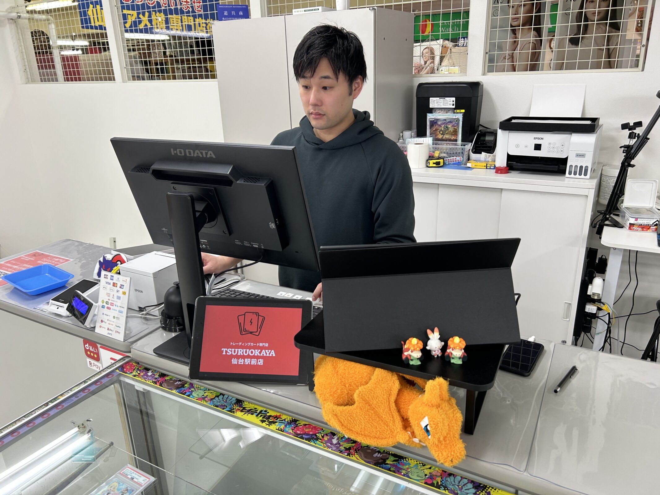 在庫管理とECの在庫連動で、出品作業が10分の1に短縮し売上が3倍に！